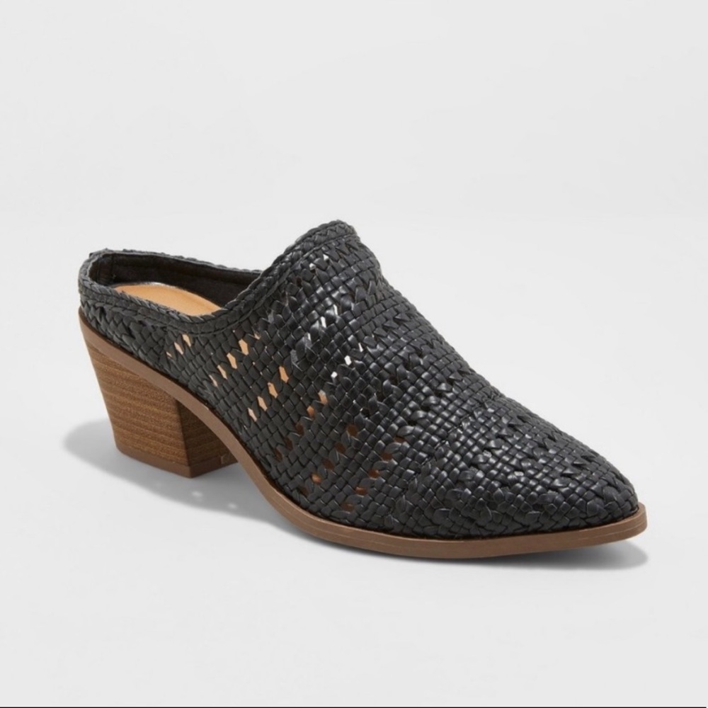 Kallie Woven Heeled Black Mules Universal Thread Size 8.5